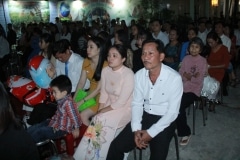 068_GiangSinh_DOcSo_24122019